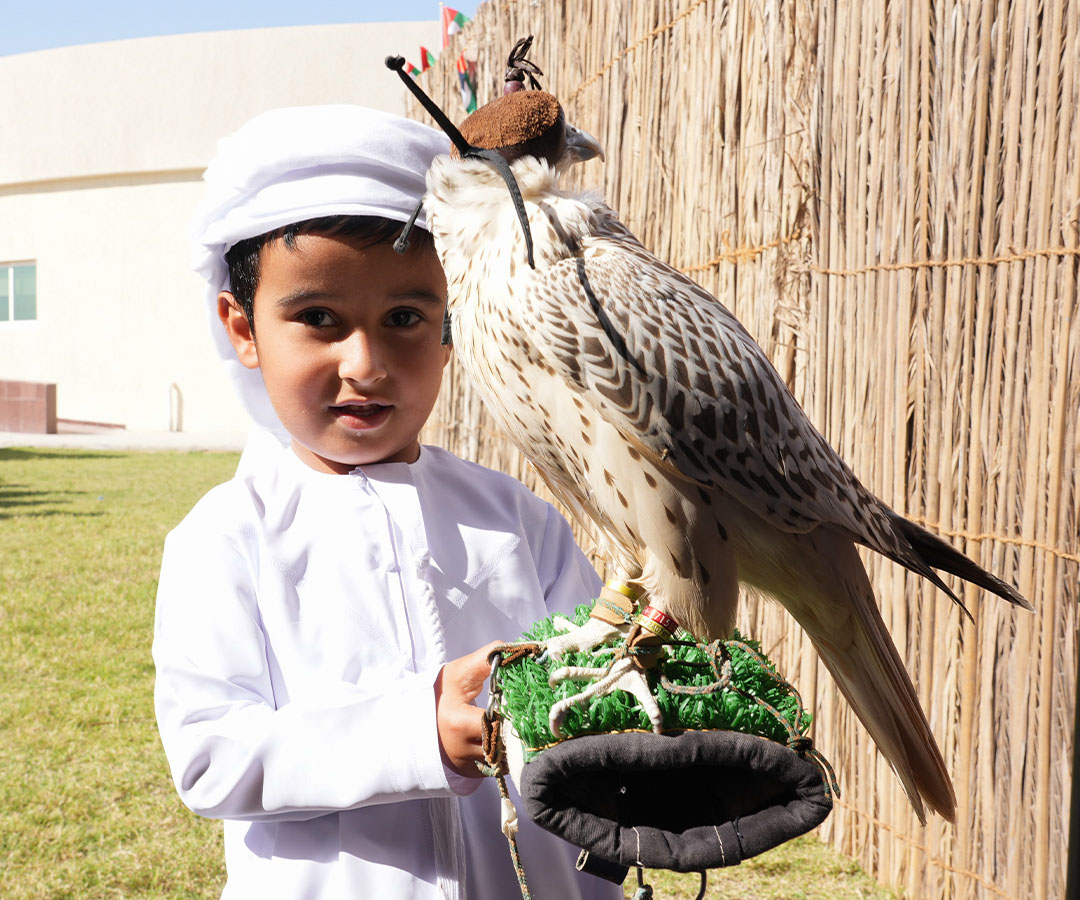 Sharjah Falconers Club Participates in National Day Events in Al Dhaid